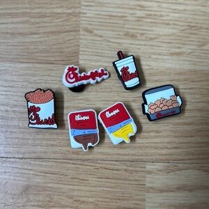 Set of 6 Chick Shoe charms for shoes or bracelet NWT